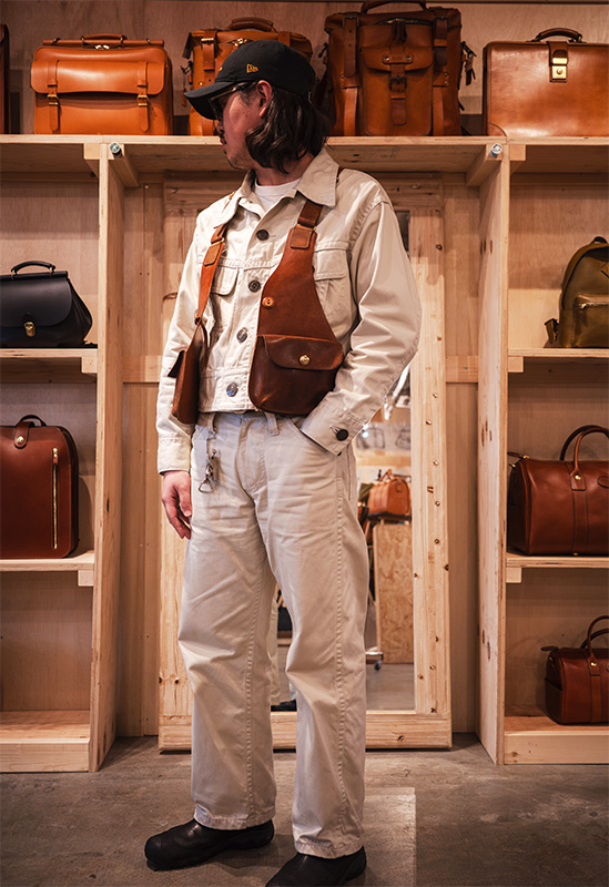 着る鞄・トラーゲンメンズ(身長:182cm)着用12